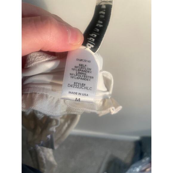 Dippin Daisy’s Cream Crinkle Square Neck Bikini Top - Picture 8 of 8